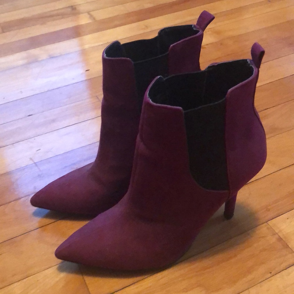 Suede Guess booties - Picture 2 of 4